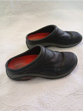 Merrell Womens Black Jungle Quilted Slide Shoes Size 8.5 US Comfort Casual Clogs